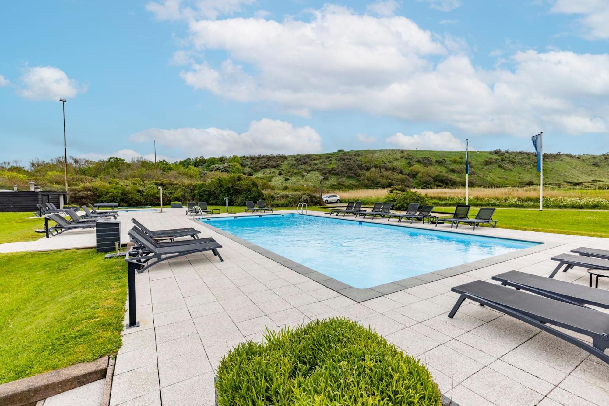 Fletcher Zuiderduin Beachhotel Westkapelle Exterior foto