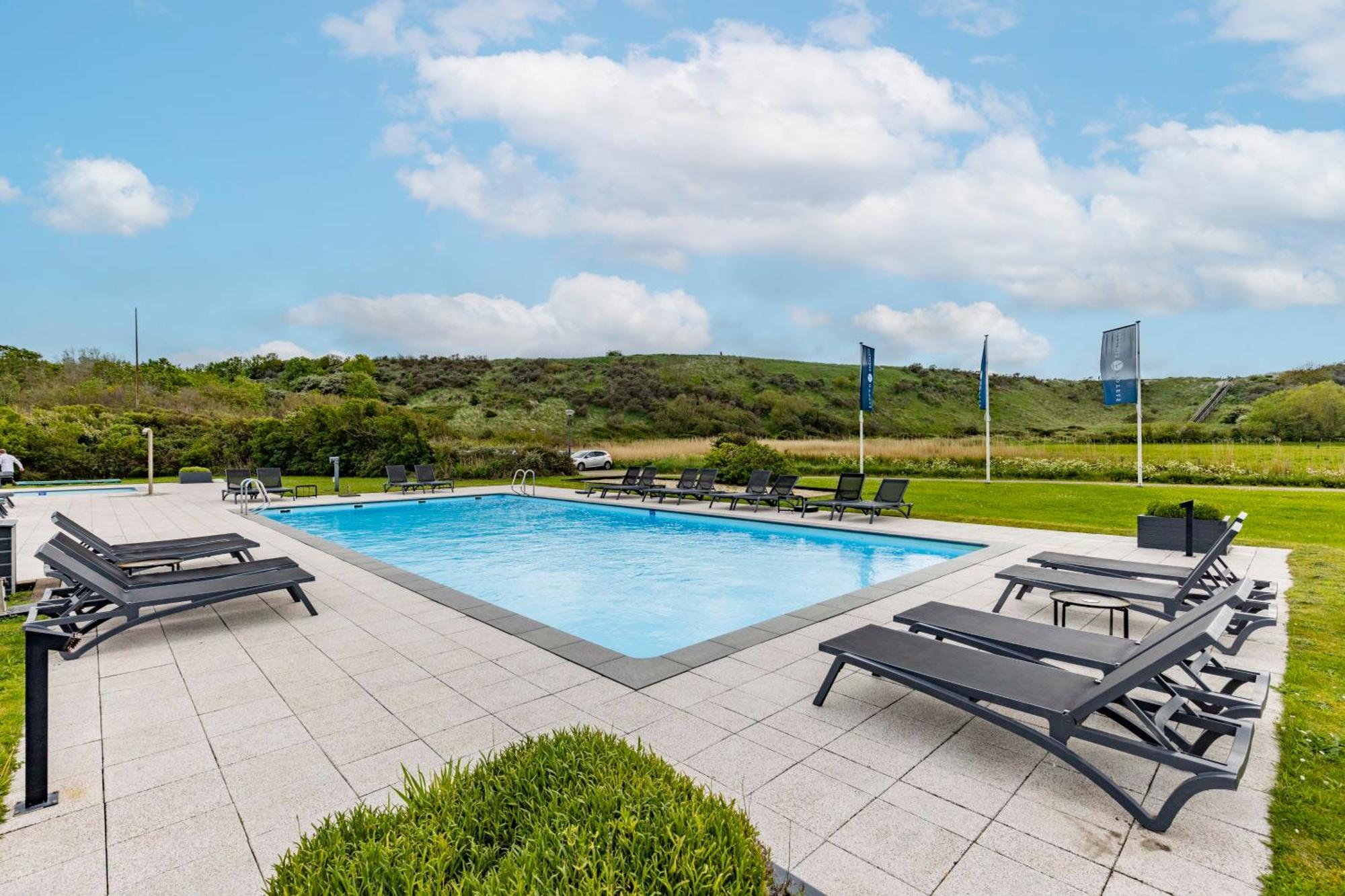 Fletcher Zuiderduin Beachhotel Westkapelle Exterior foto
