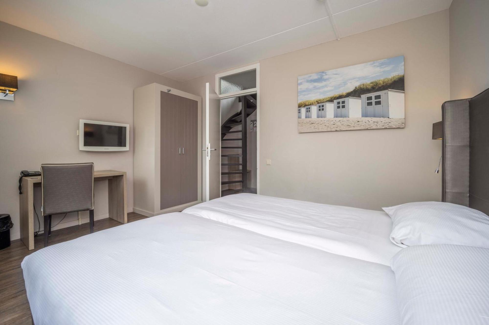 Fletcher Zuiderduin Beachhotel Westkapelle Exterior foto